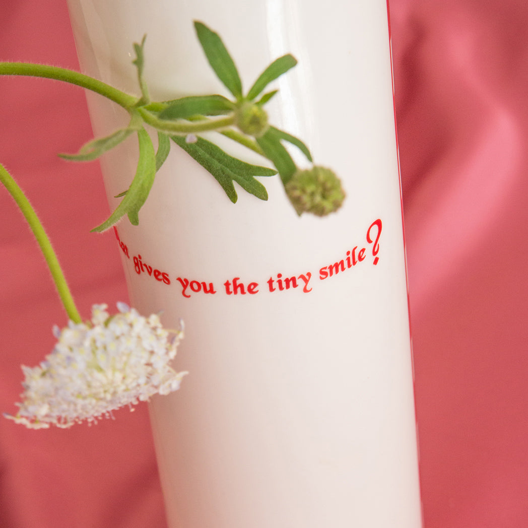 創意搬家禮物 家居擺設 藝術家 陶瓷花瓶 紅色 藍色 黑色 百笑圖 插花 Housewarming Gift in Hong Kong Gifts For Home Affordable Art vase floral design handmade ceramic home decor
