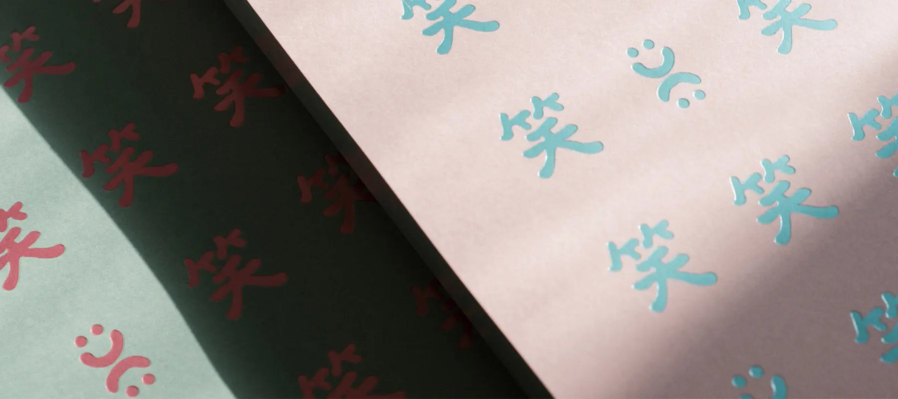 百笑圖 100 smiles tts the tiny smile wall art hong kong Art Gift Shop art prints limited edition living room 客廳 裝飾畫 創意禮物 搬家 生日 藝術禮品店