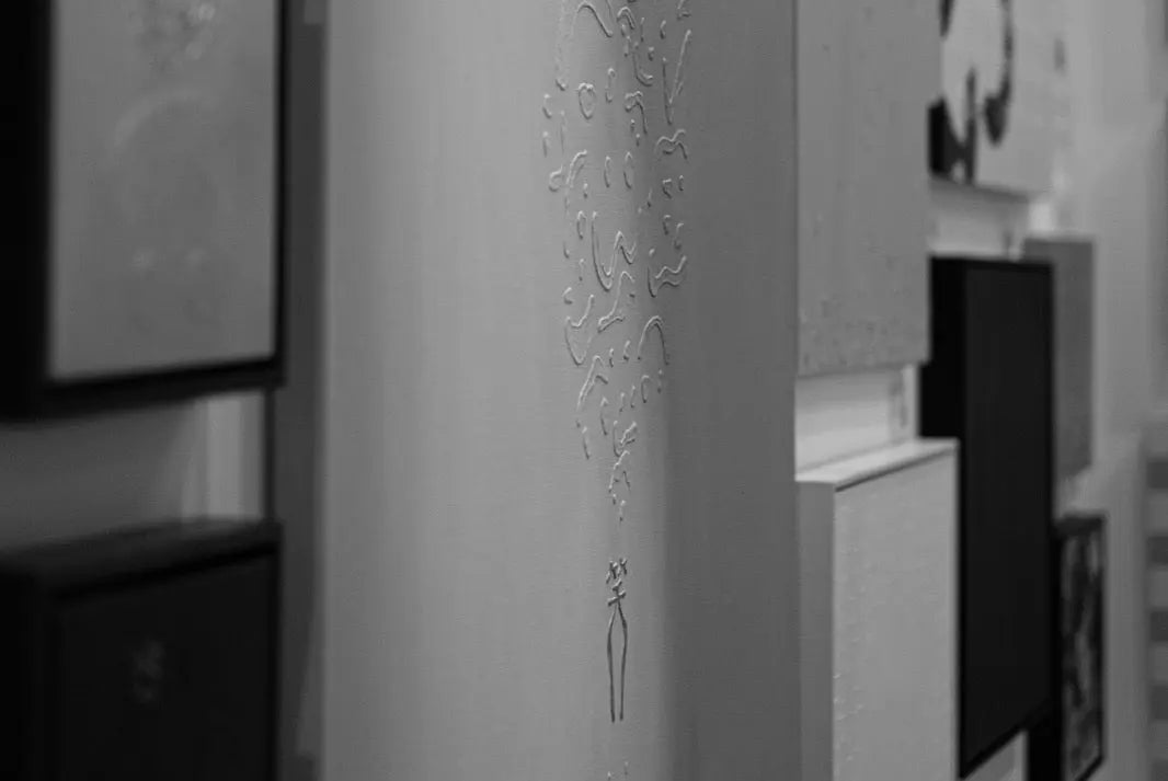 Affordable Art Hong Kong art gallery shop exhibition minimalism emerging artist 香港藝術展覽 買畫平台 客廳 裝飾畫