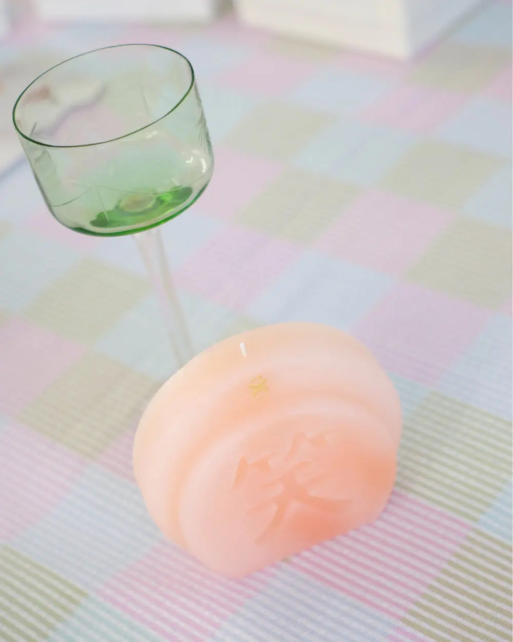 Smile Candle Sculpture - Pink Jade - GAROME